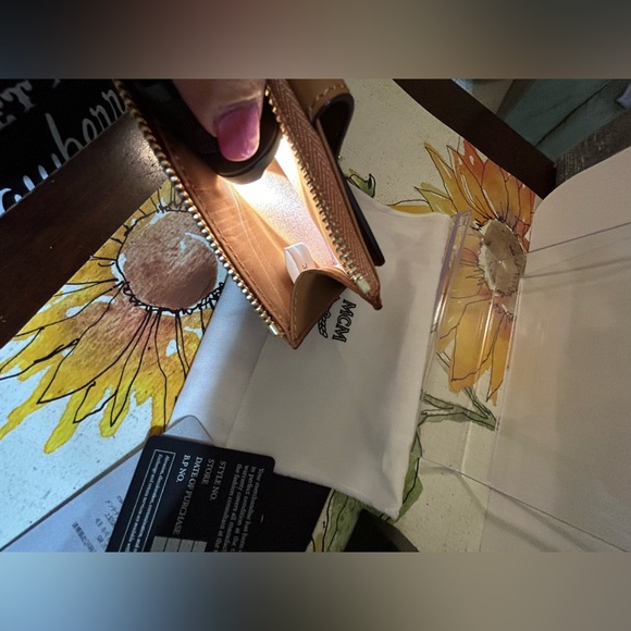 MCM Cognac Patricia Visetos Card  Case - Picture 6 of 10